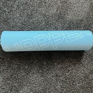 UPPPER BARBELL PAD BABY BLUE